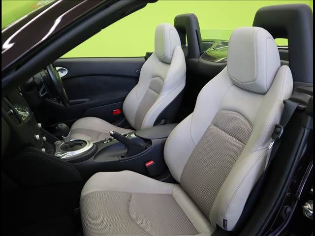 NISSAN FAIRLADY Z ROADSTAR 2012 Image 31