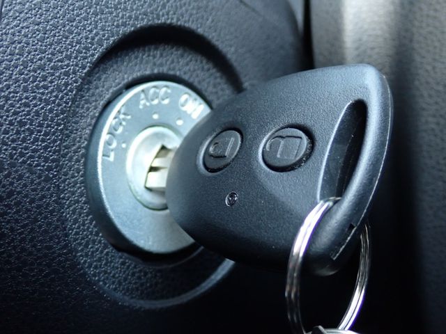 DAIHATSU MIRA E:S 2023 Image 31