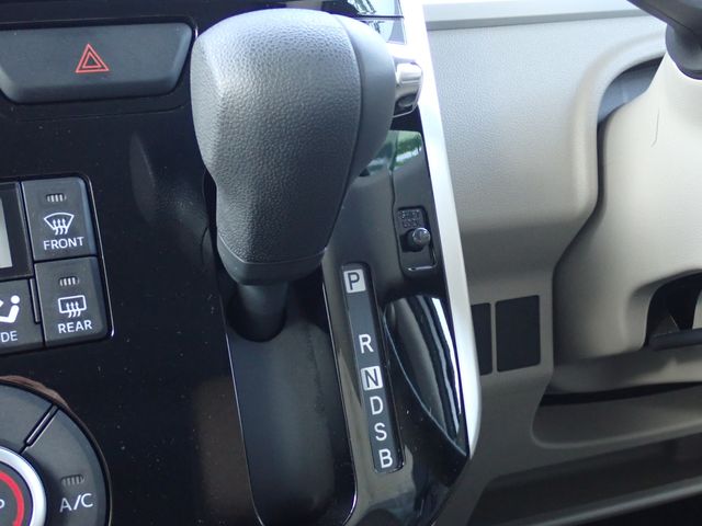 DAIHATSU TANTO 2018 Image 31