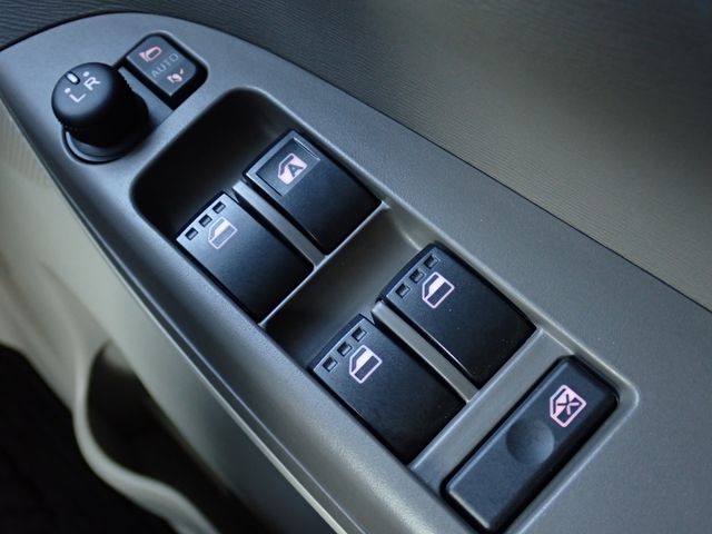 DAIHATSU TANTO 2018 Image 31