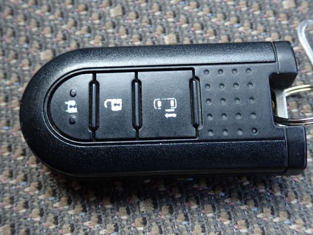 DAIHATSU TANTO 2018 Image 31