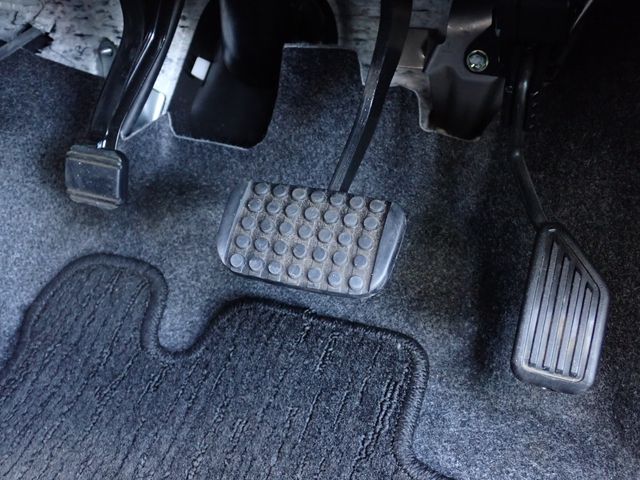 DAIHATSU TANTO 2018 Image 31