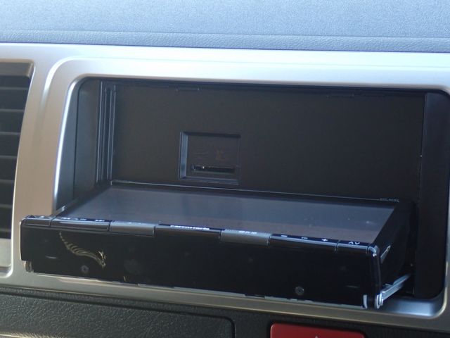 TOYOTA HIACE VAN 2WD 2020 Image 31