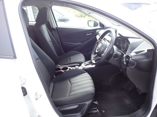 MAZDA 2 2020 Image 31