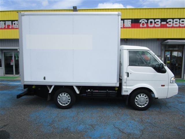 MAZDA BONGO TRUCK 1.15T 2W 2016 Image 31