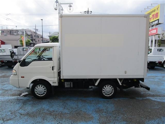 MAZDA BONGO TRUCK 1.15T 2W 2016 Image 31