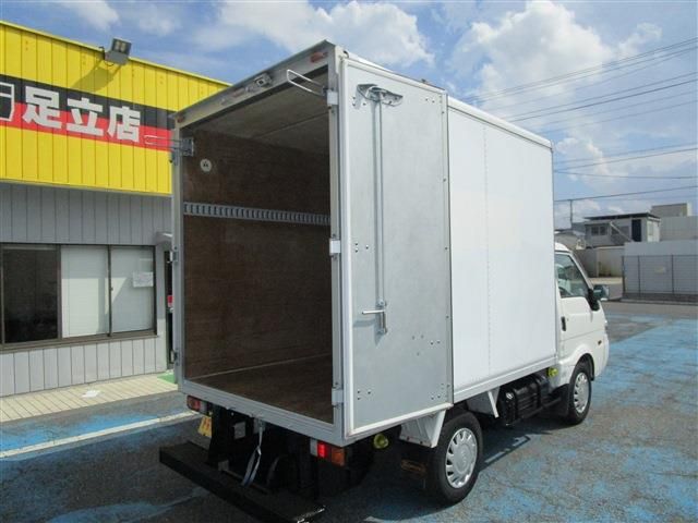MAZDA BONGO TRUCK 1.15T 2W 2016 Image 31
