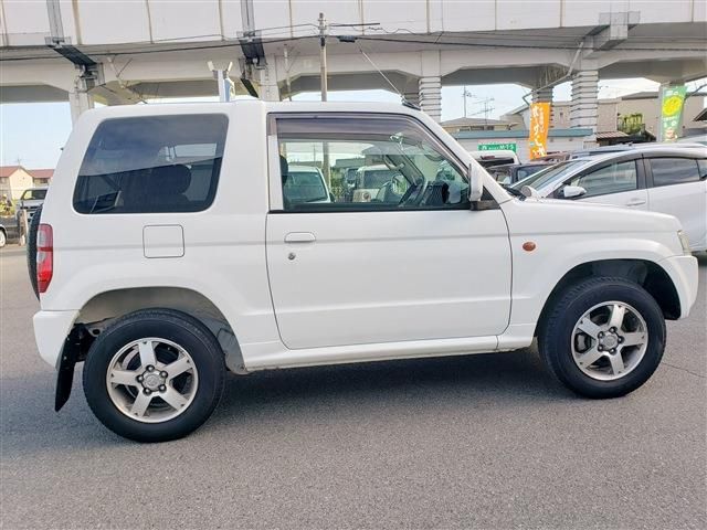 MITSUBISHI PAJERO MINI 2009 Image 31