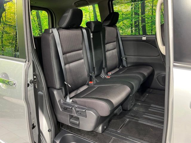 NISSAN SERENA  S-HYBRID 4WD 2017 Image 31