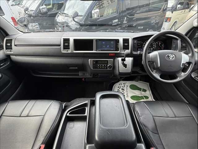 TOYOTA HIACE VAN 4WD 2019 Image 31