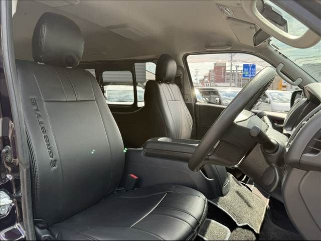 TOYOTA HIACE VAN 4WD 2019 Image 31