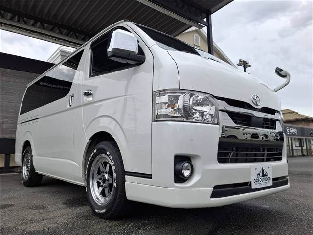 TOYOTA HIACE VAN 2WD 2022 Image 31