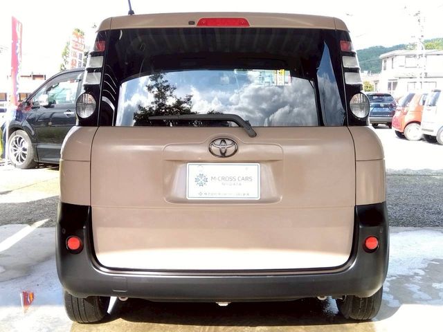 TOYOTA SIENTA 2009 Image 31