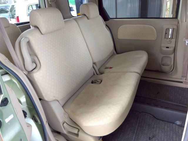 TOYOTA SIENTA 2009 Image 31