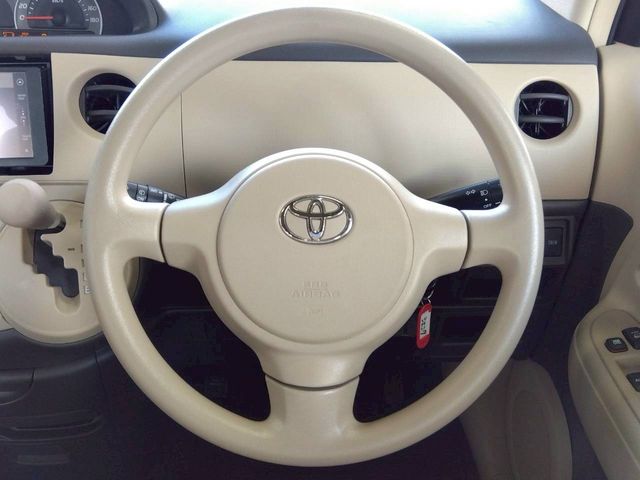 TOYOTA SIENTA 2009 Image 31