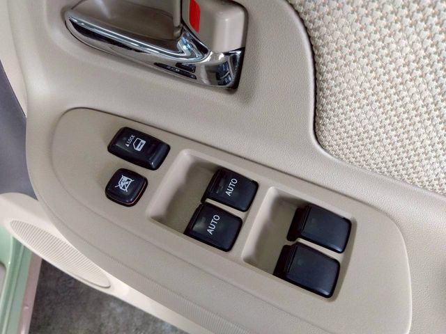 TOYOTA SIENTA 2009 Image 31