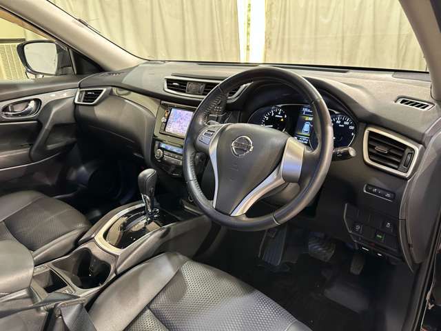 NISSAN X-TRAIL 2WD 2014 Image 31