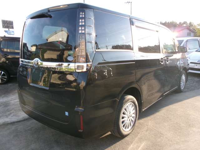 TOYOTA VOXY 4WD 2015 Image 31