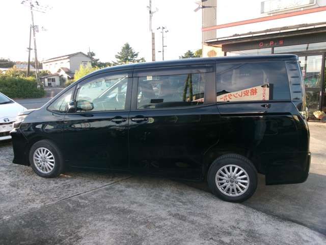 TOYOTA VOXY 4WD 2015 Image 31