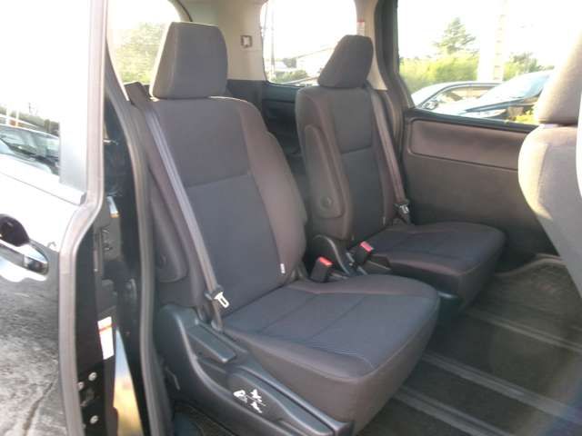 TOYOTA VOXY 4WD 2015 Image 31