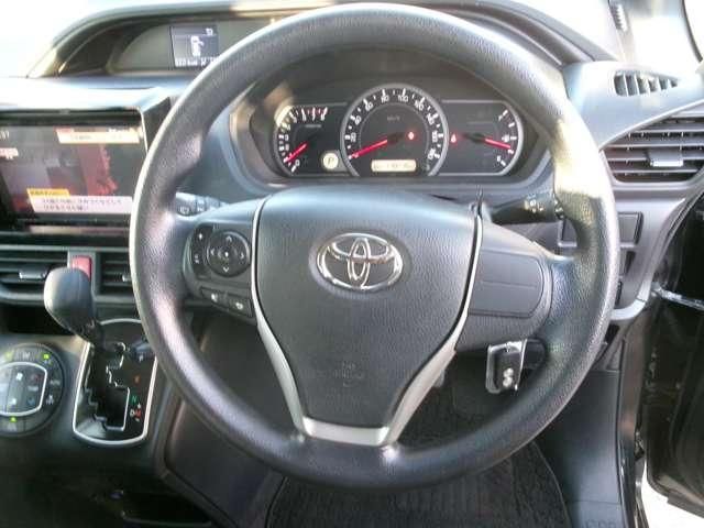 TOYOTA VOXY 4WD 2015 Image 31