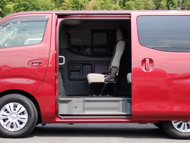 NISSAN NV350 CARAVAN WAGON 2019 Image 31