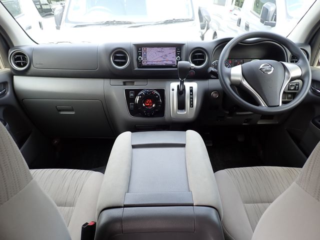 NISSAN NV350 CARAVAN WAGON 2019 Image 31