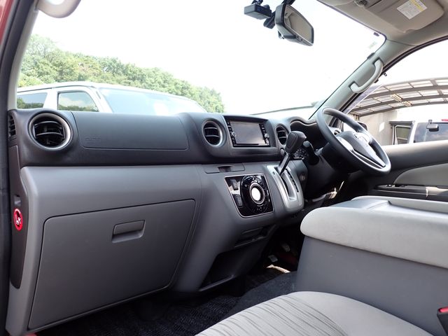 NISSAN NV350 CARAVAN WAGON 2019 Image 31