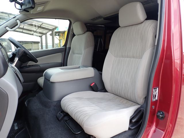 NISSAN NV350 CARAVAN WAGON 2019 Image 31