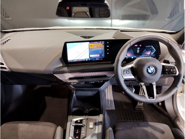 BMW 1SERIES 2025 Image 31