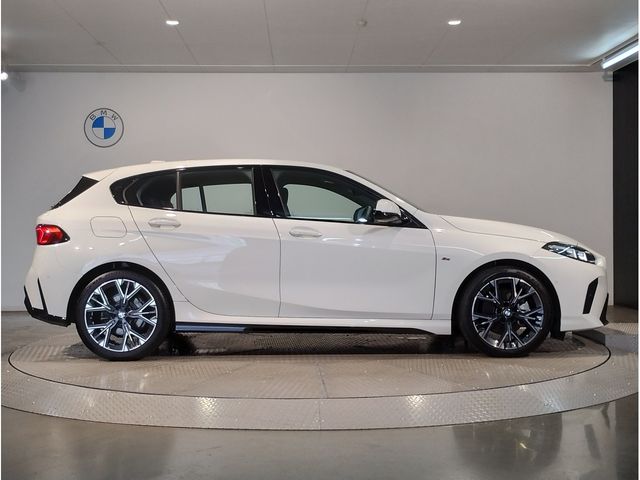 BMW 1SERIES 2025 Image 31