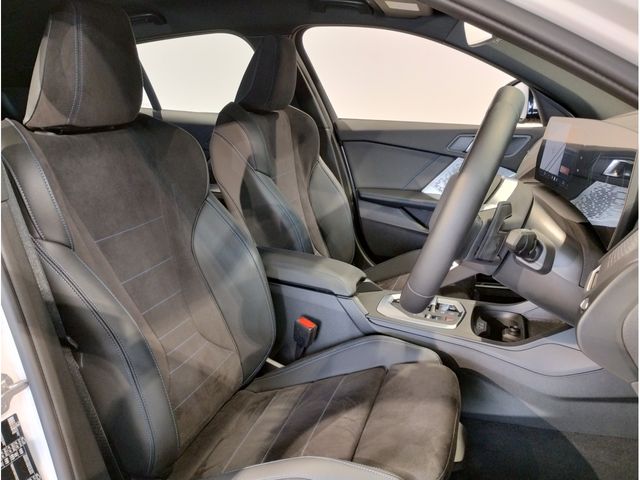 BMW 1SERIES 2025 Image 31