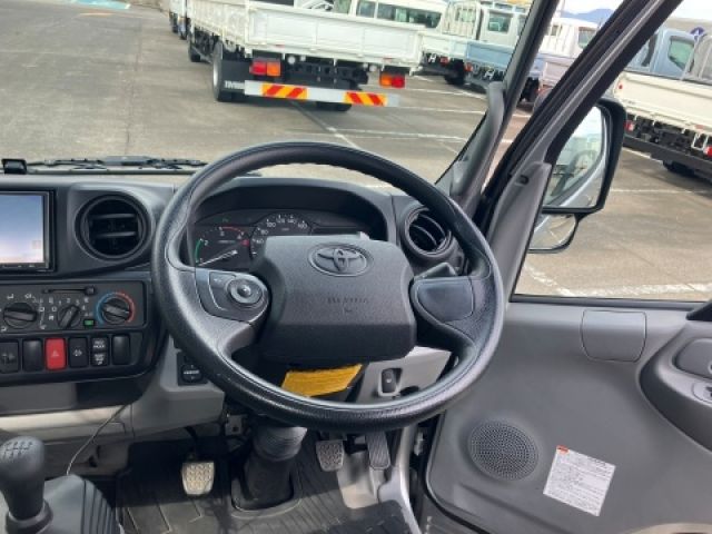 TOYOTA DYNA 2019 Image 31
