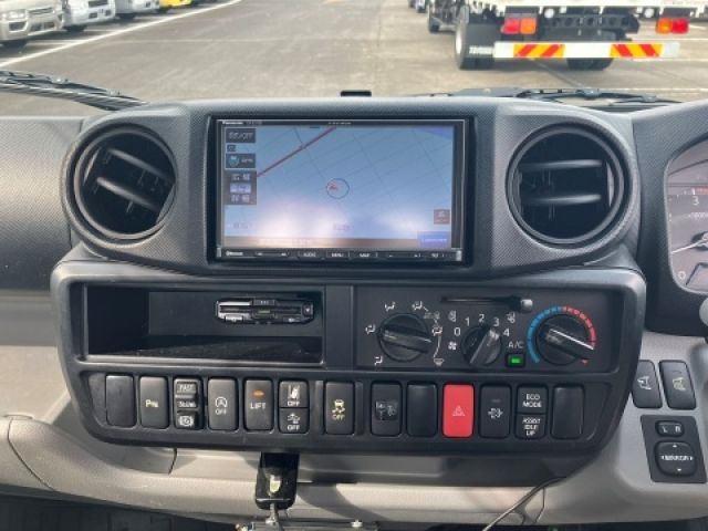 TOYOTA DYNA 2019 Image 31