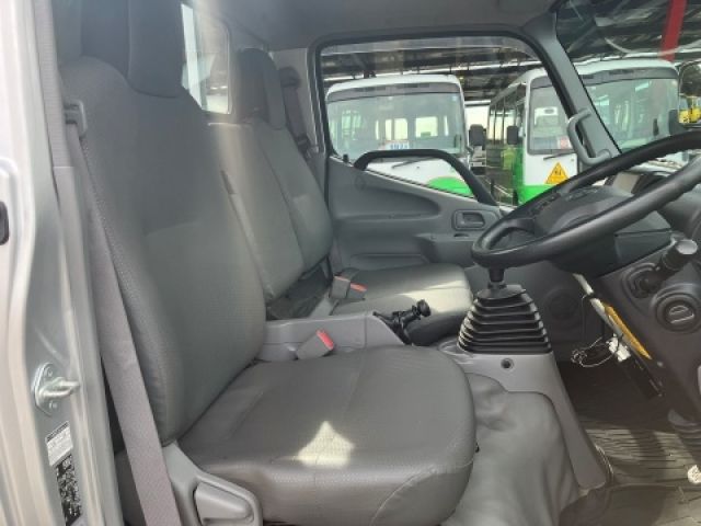 TOYOTA DYNA 2019 Image 31