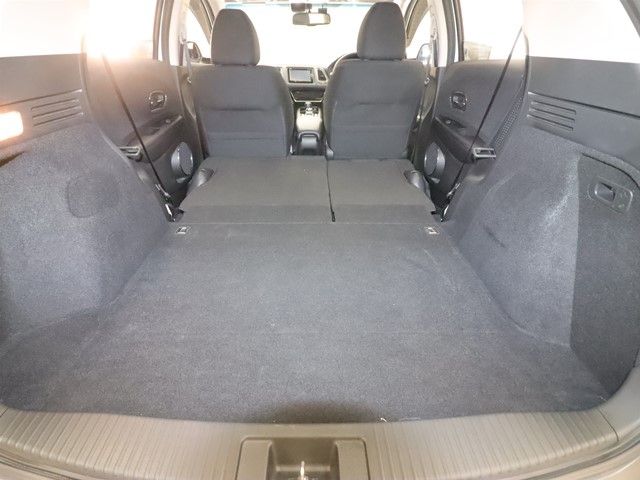 HONDA VEZEL HYBRID 2018 Image 31