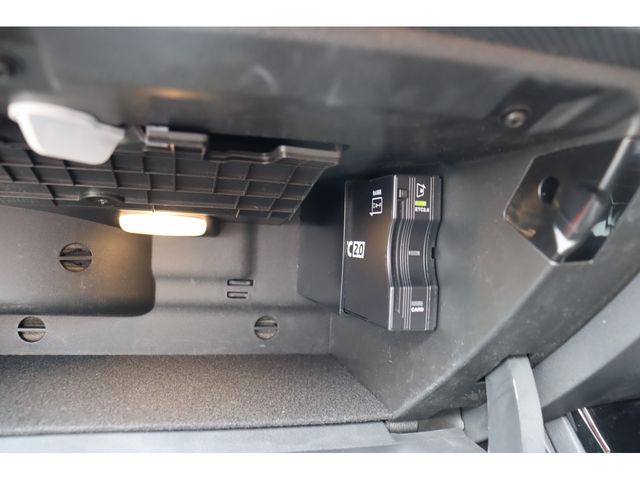 MERCEDES BENZ CLA SH 2020 Image 31