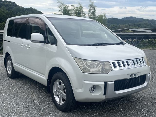 MITSUBISHI DELICA D:5 2WD 2012 Image 31