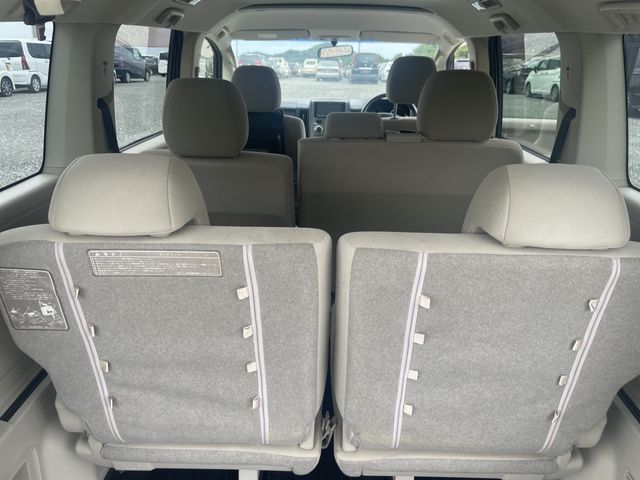 MITSUBISHI DELICA D:5 2WD 2012 Image 31