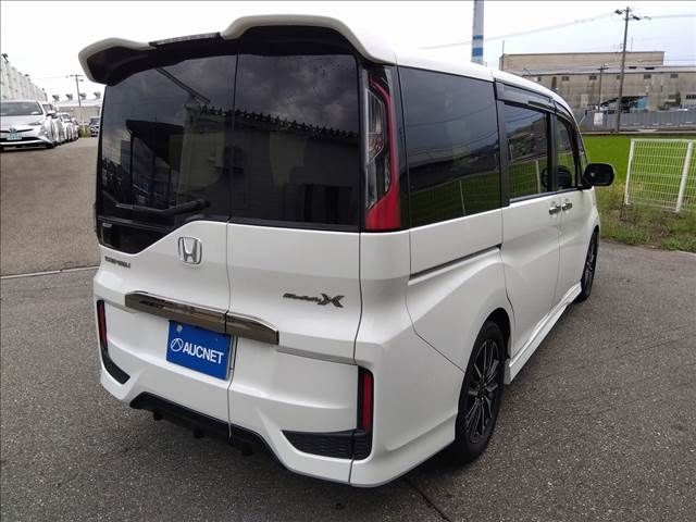 HONDA STEPWAGON 2017 Image 31