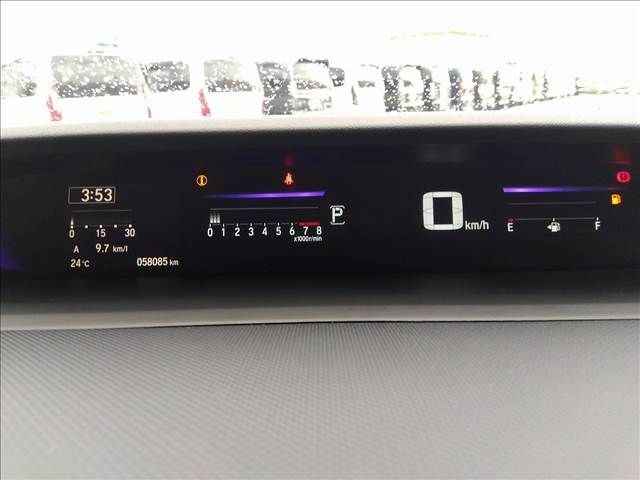 HONDA STEPWAGON 2017 Image 31