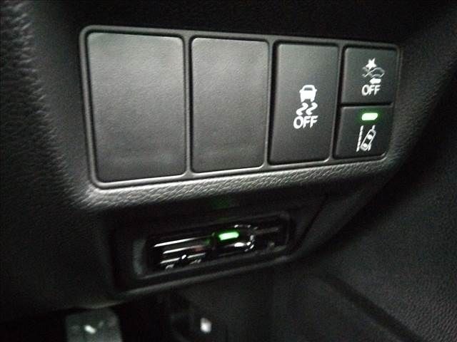 HONDA STEPWAGON 2017 Image 31