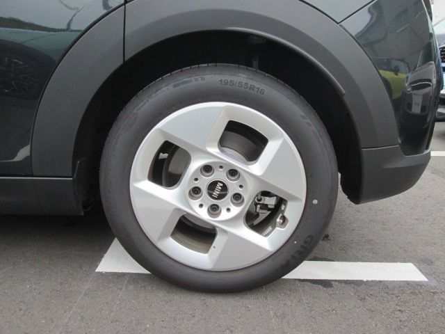 BMW MINI COOPER 5DOOR 2025 Image 31