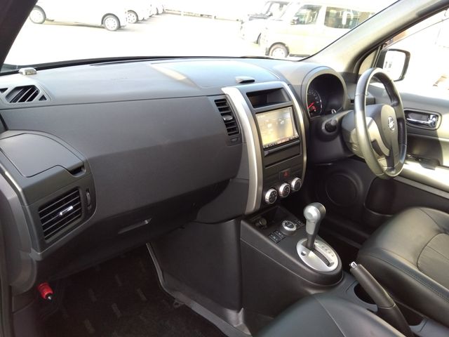 NISSAN X-TRAIL 4WD 2010 Image 31