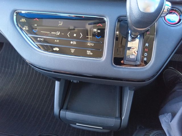 HONDA ODYSSEY E:HEV 2021 Image 31