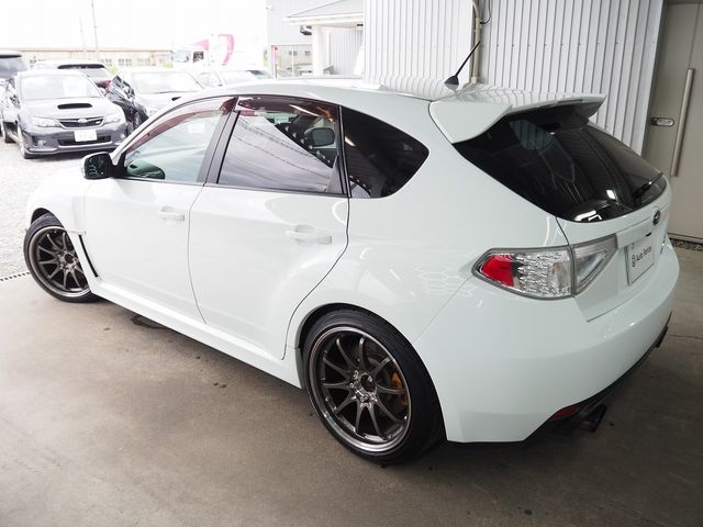SUBARU IMPREZA WRX 5DOOR 2010 Image 31