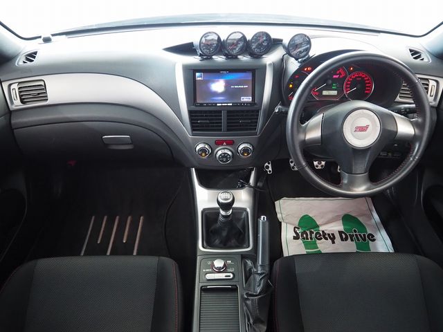 SUBARU IMPREZA WRX 5DOOR 2010 Image 31