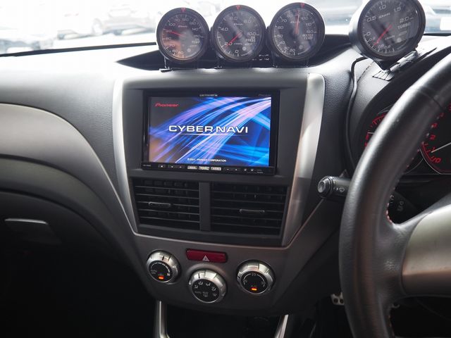 SUBARU IMPREZA WRX 5DOOR 2010 Image 31