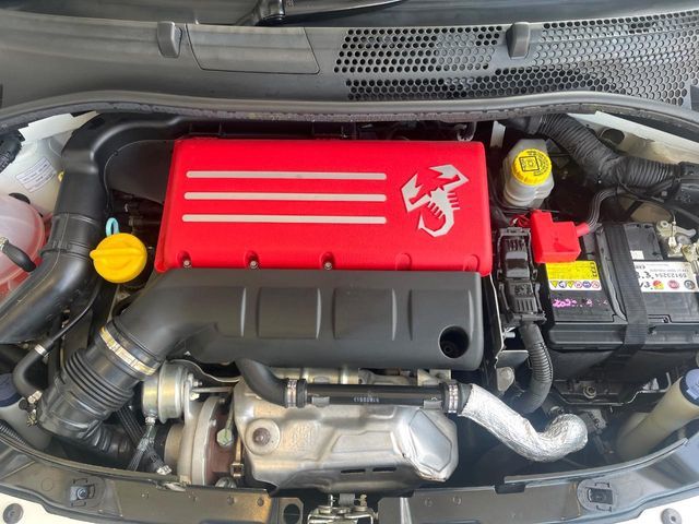 FIAT ABARTH 595 2019 Image 31