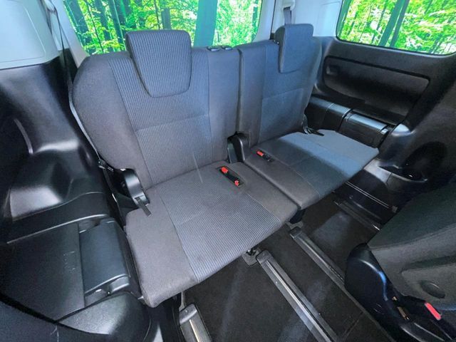 TOYOTA NOAH 2014 Image 31